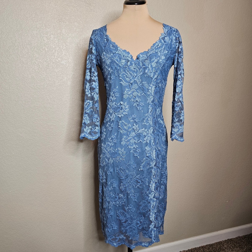 Olvi's The Lace Collection Blue Stretch Floral Lace Ruched Back Dress Size 6?8?